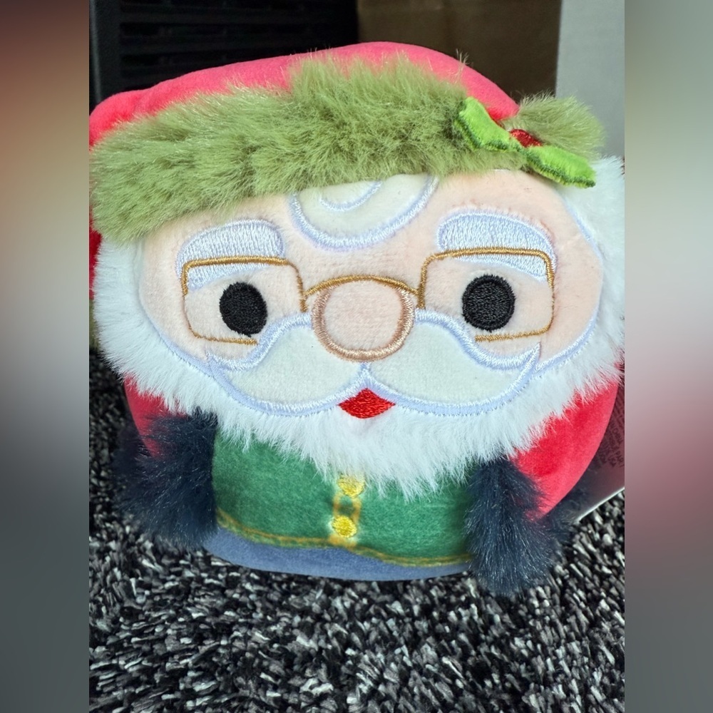 Squishmallow Christmas Santa Plush with Green Hat Nick New with Tags